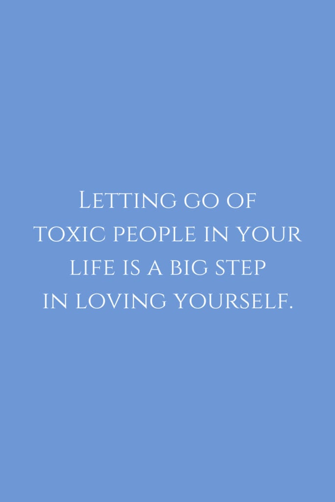 53 Fake Family Quotes To Help You Deal - Darling Quote